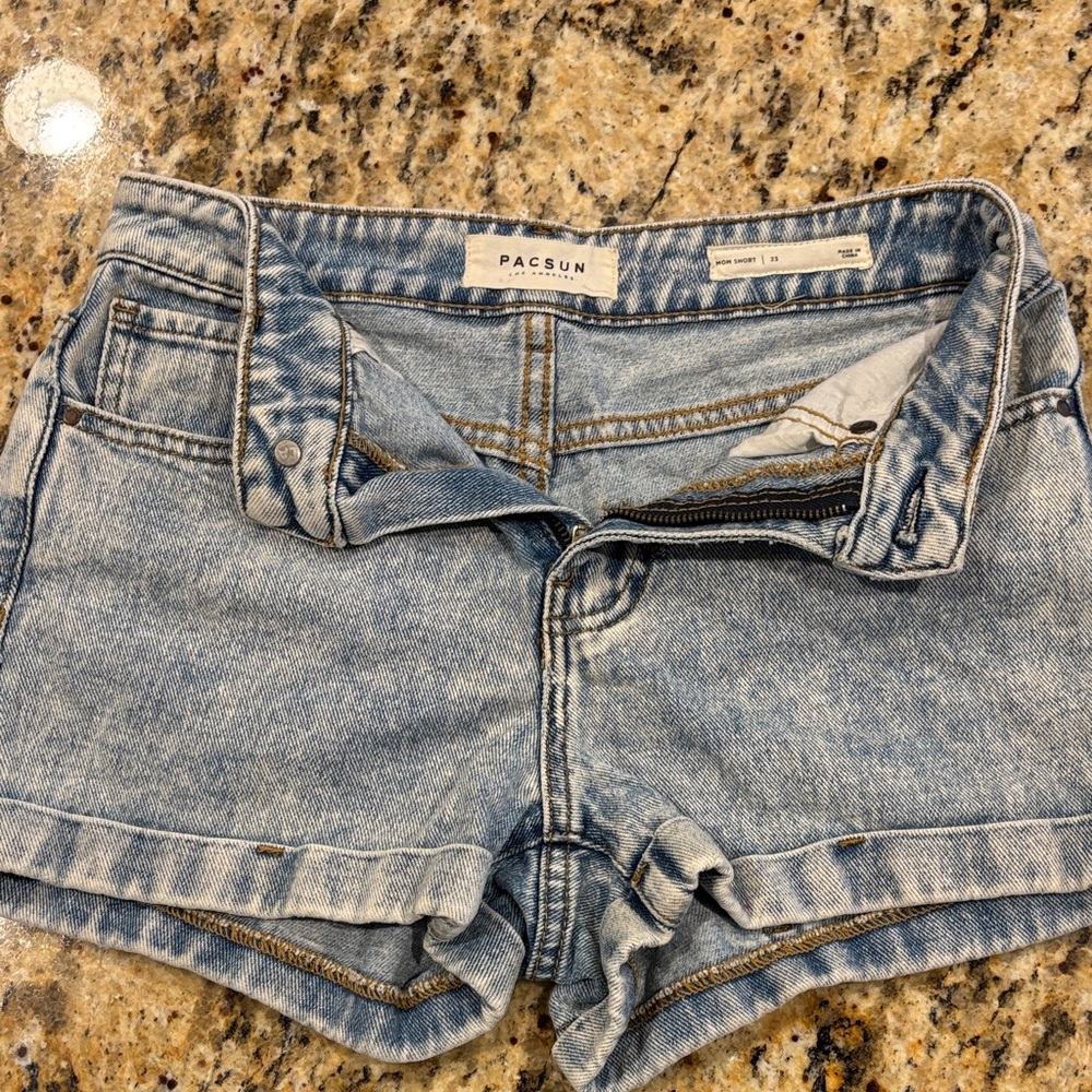 PacSun Light Blue Mom Jean Shorts Size 23